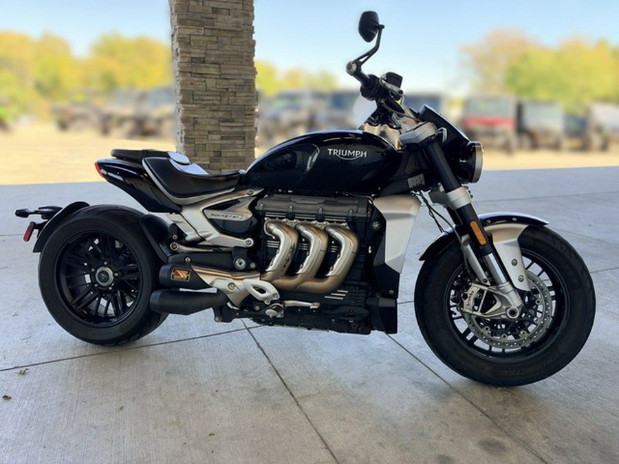 2022 Triumph Rocket 3 R Sapphire Black