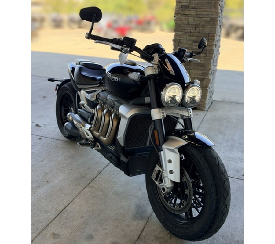 2022 Triumph Rocket 3 R Sapphire Black