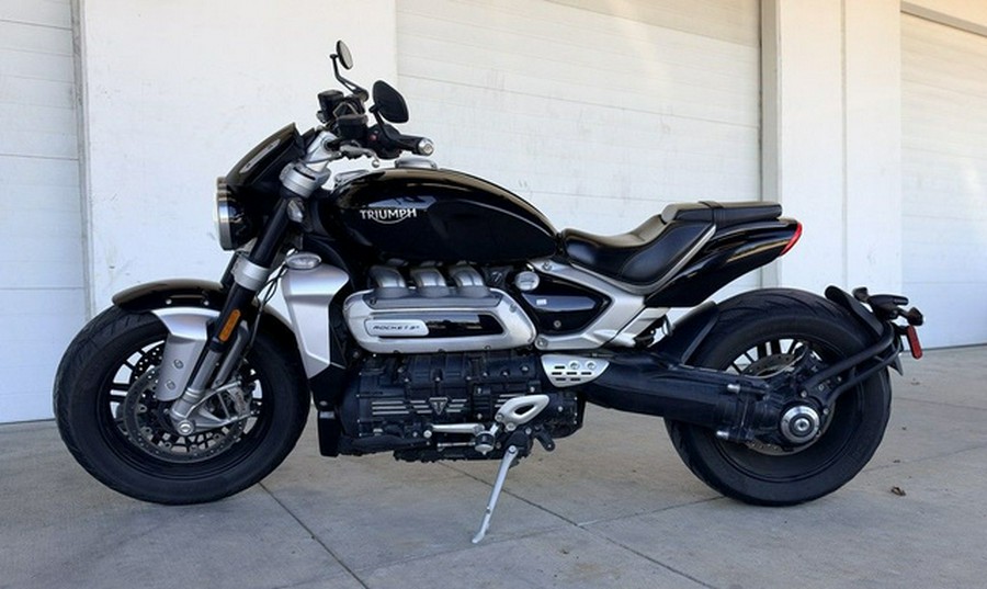 2022 Triumph Rocket 3 R Sapphire Black