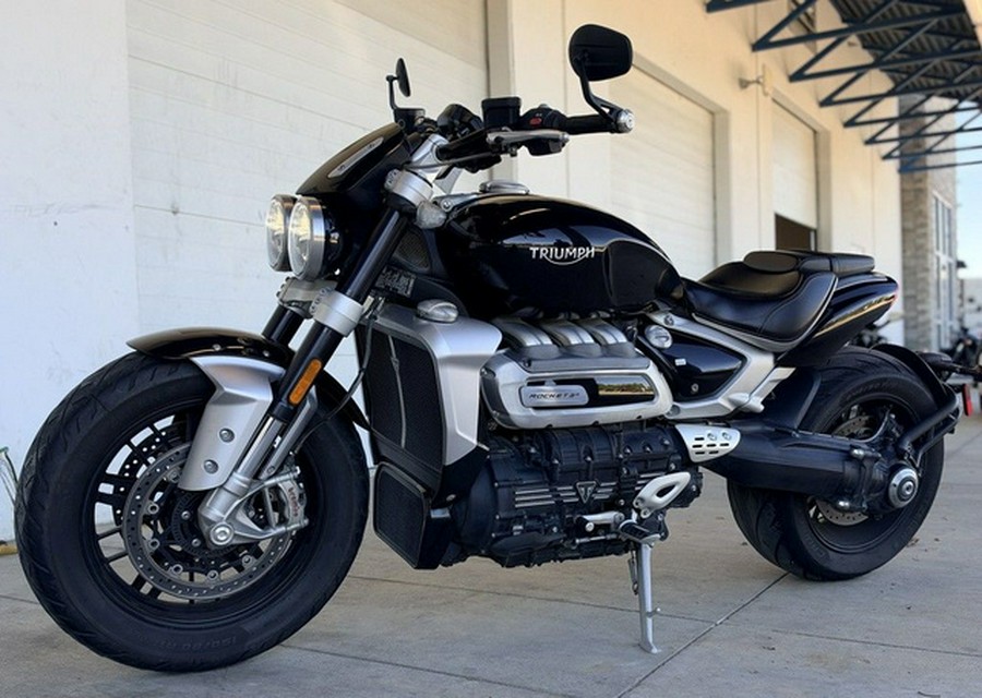 2022 Triumph Rocket 3 R Sapphire Black