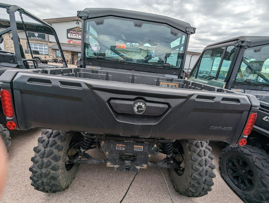 2023 Can-Am Defender Limited CAB HD10