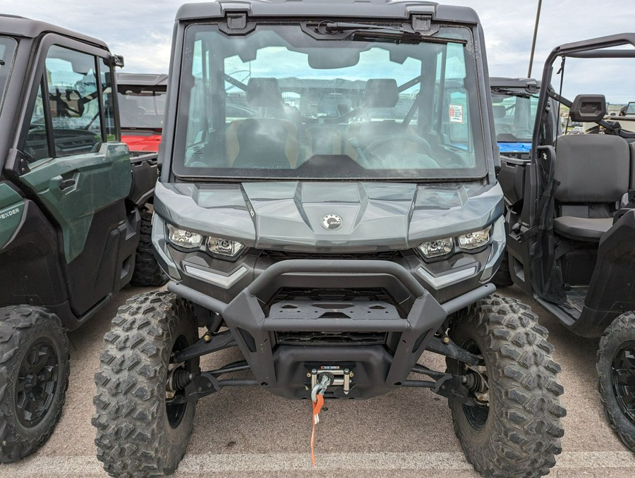 2023 Can-Am Defender Limited CAB HD10