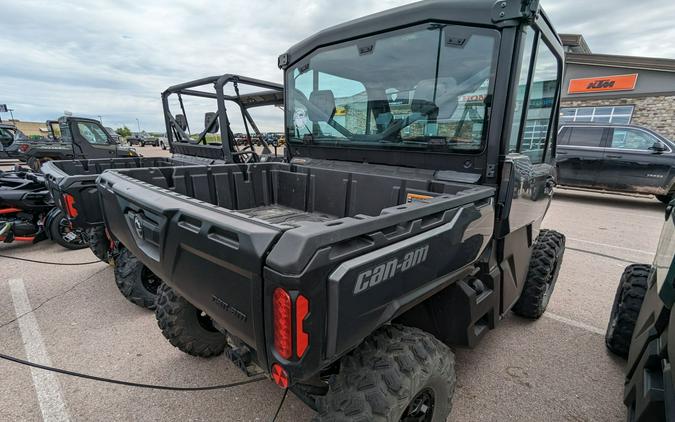 2023 Can-Am Defender Limited CAB HD10