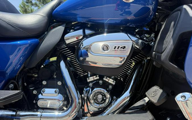 2024 Harley-Davidson Tri Glide Ultra FLHTCUTG