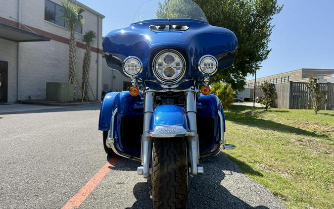 2024 Harley-Davidson Tri Glide Ultra FLHTCUTG