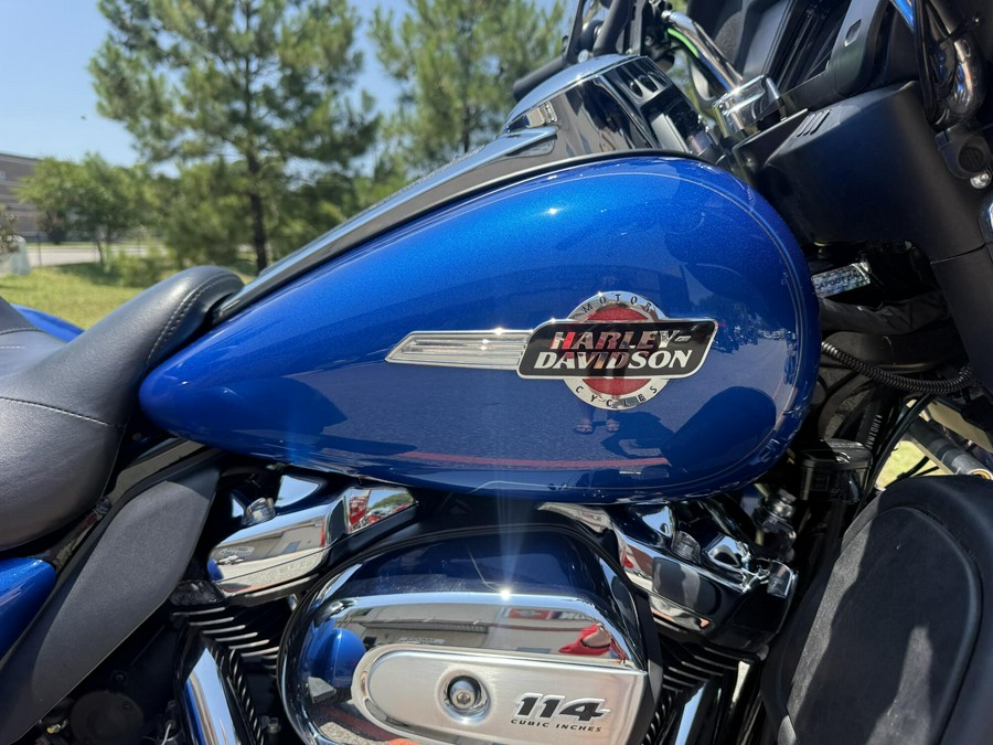 2024 Harley-Davidson Tri Glide Ultra FLHTCUTG