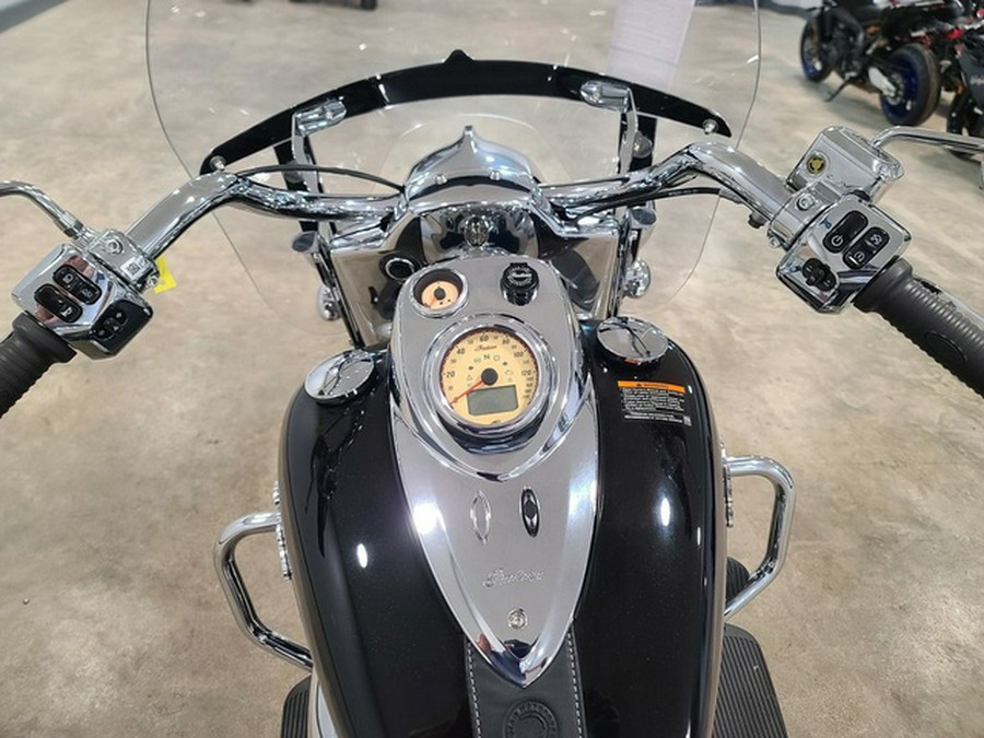 2024 Indian Springfield Black Metallic/Titanium Metallic