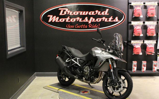 2026 Suzuki DL800RQM6