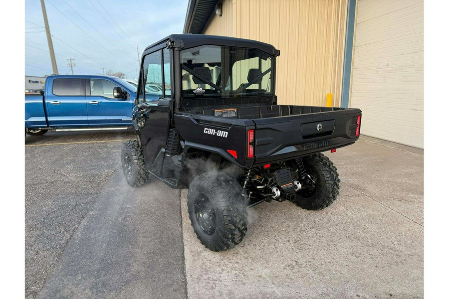 2026 Can-Am SSV DEF XTCAB 65 HD11 BK 26 XT CAB HD11