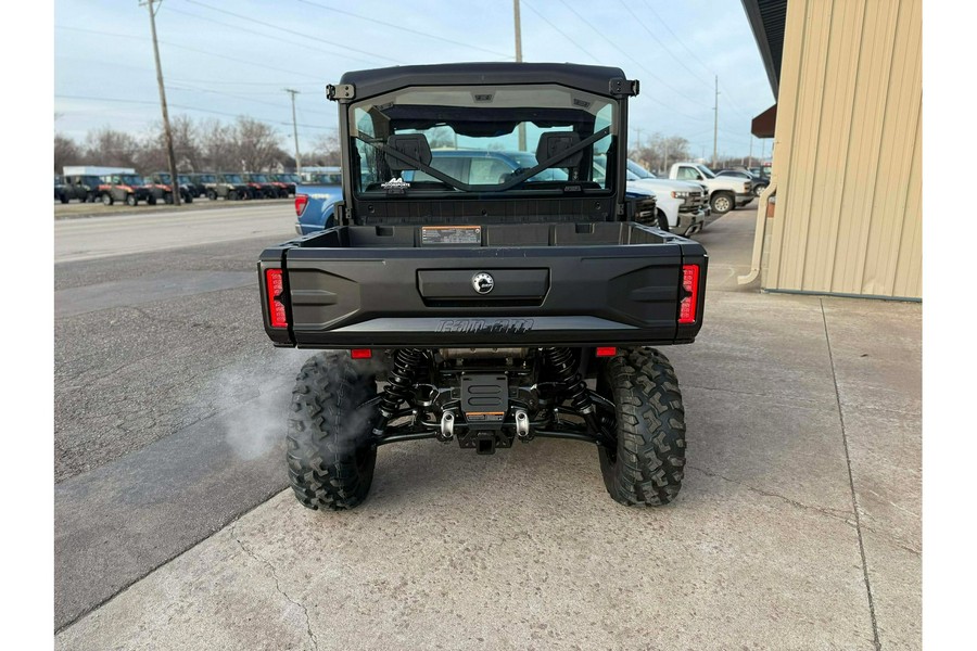 2026 Can-Am SSV DEF XTCAB 65 HD11 BK 26 XT CAB HD11