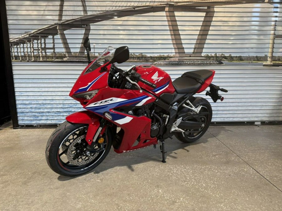 2025 Honda CBR650R E-Clutch