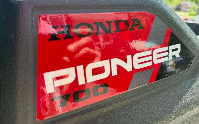 2026 Honda Pioneer 700 Deluxe