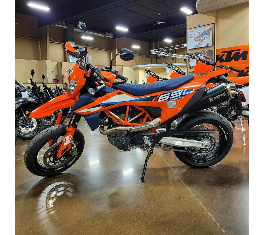 2023 KTM 690 SMC R