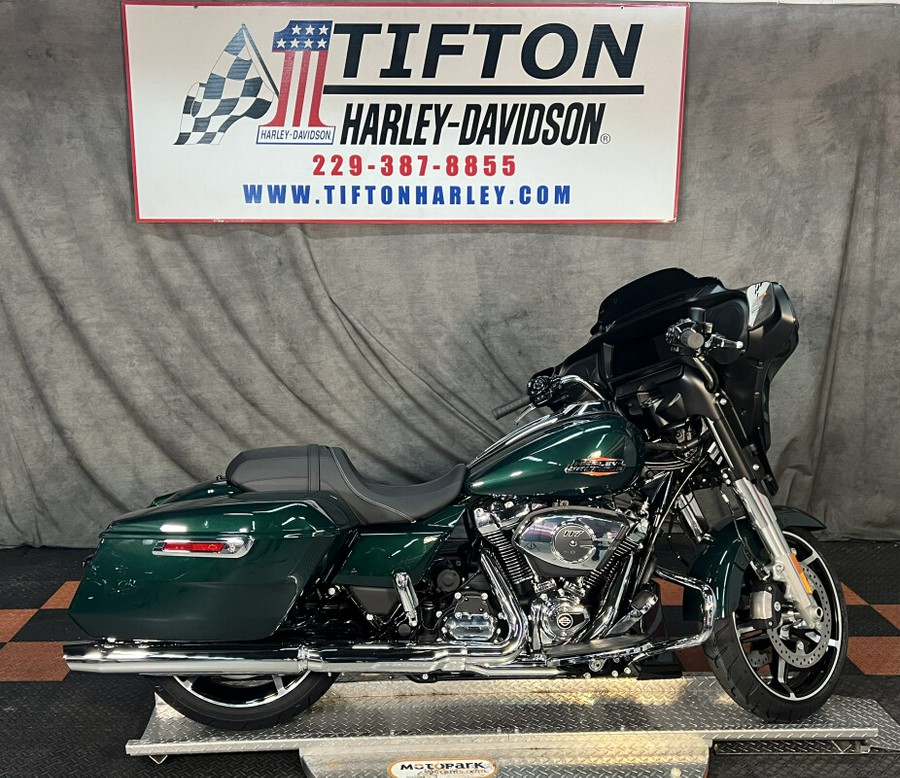 FLHX 2024 Street Glide®