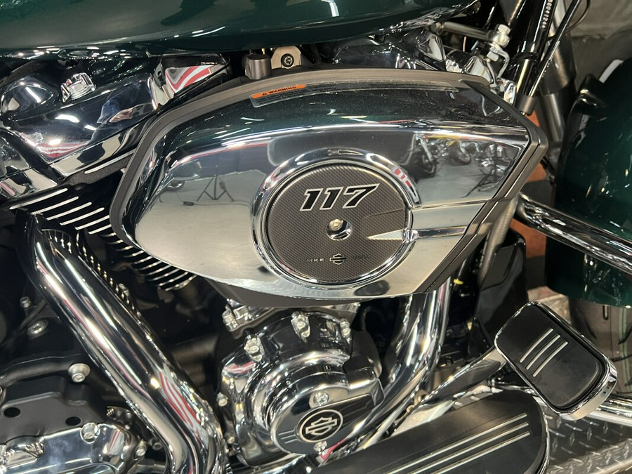 FLHX 2024 Street Glide®