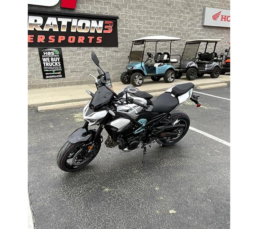 2025 Kawasaki Z900 ABS