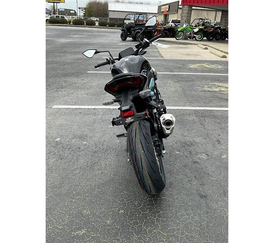2025 Kawasaki Z900 ABS