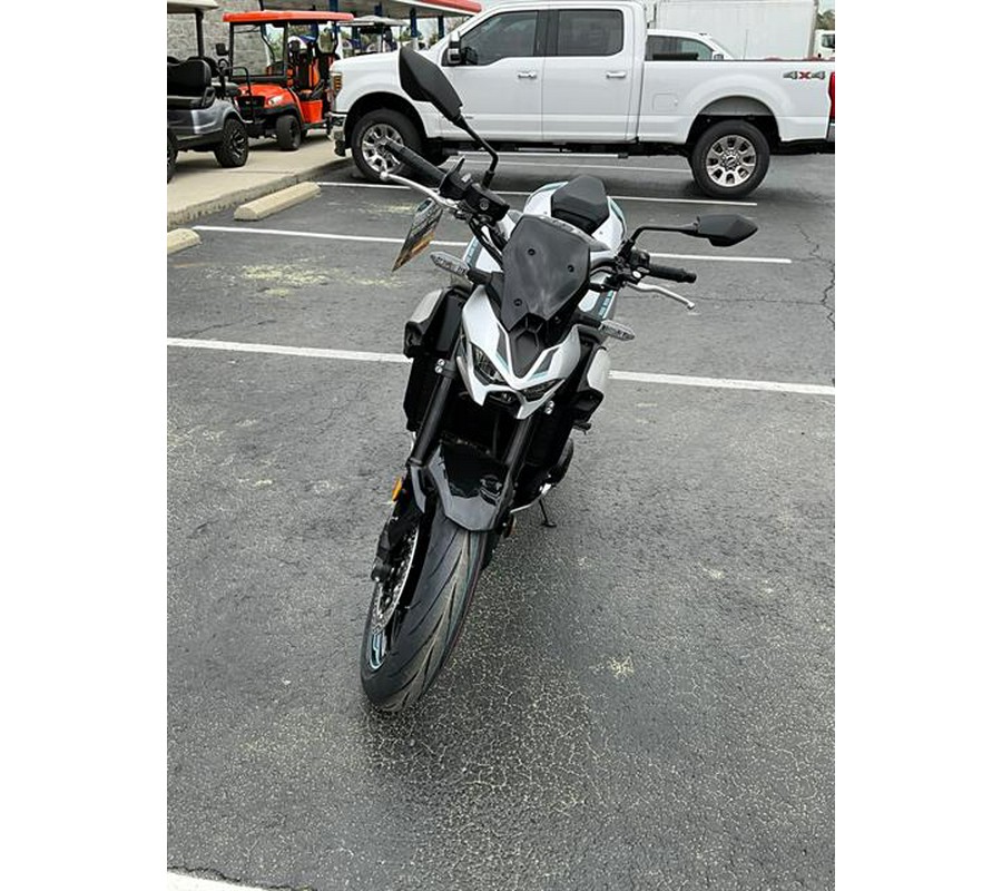 2025 Kawasaki Z900 ABS