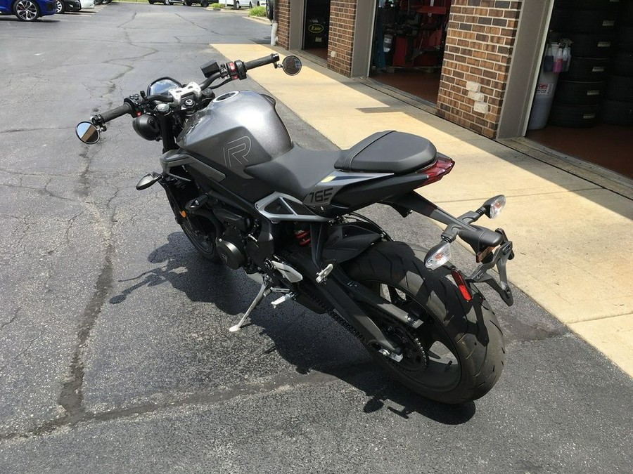 2024 Triumph Street Triple 765 R Silver Ice
