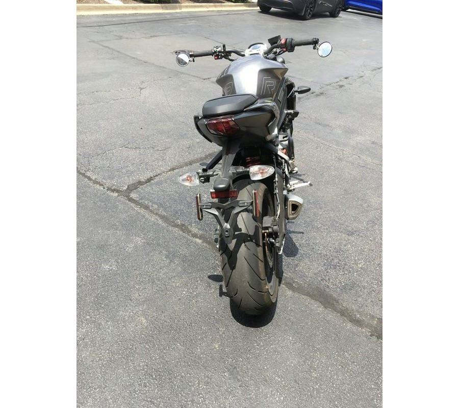 2024 Triumph Street Triple 765 R Silver Ice