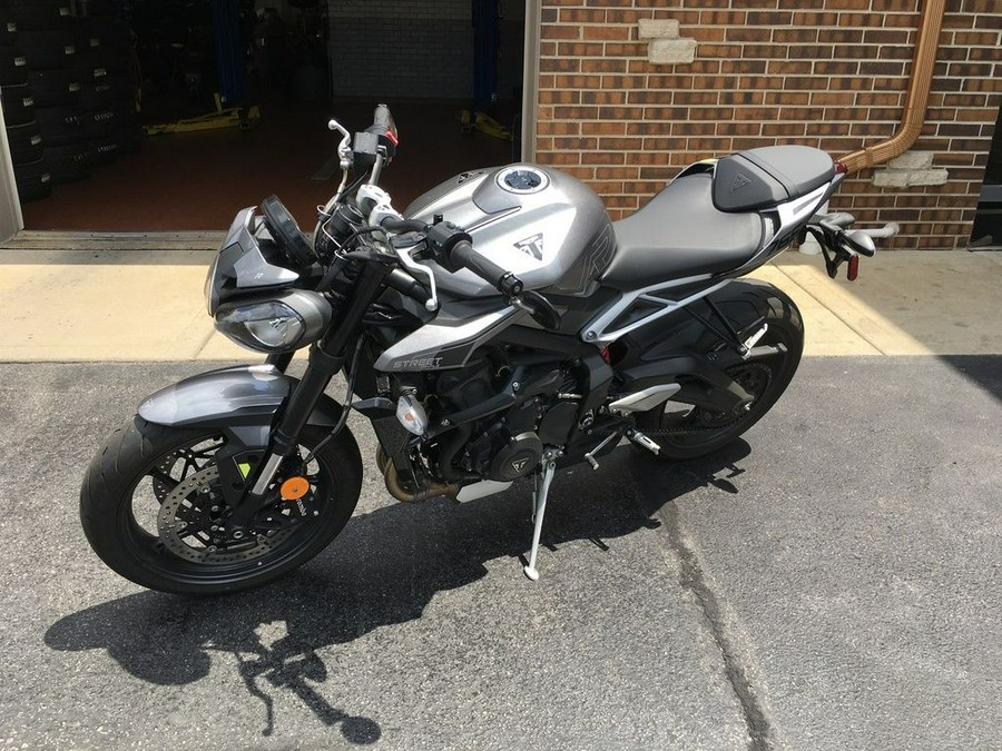2024 Triumph Street Triple 765 R Silver Ice