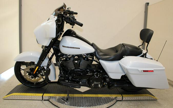 Used 2020 Harley-Davidson Street Glide Special Grand American Touring FLHXS Motorcycle For Sale In Miami, Florida