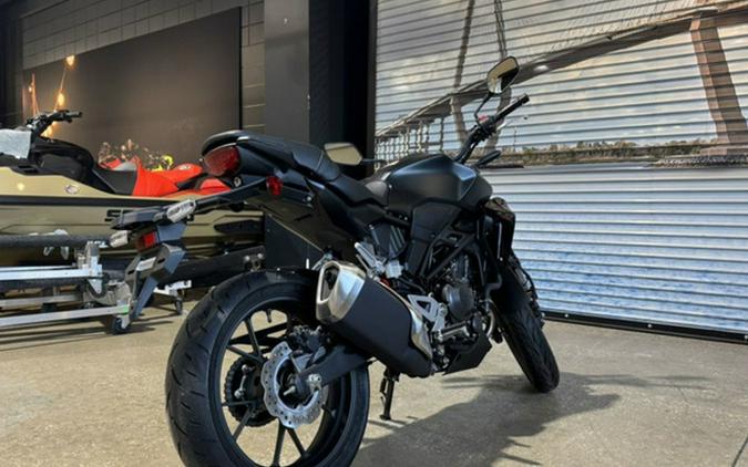 2025 Honda CB300R