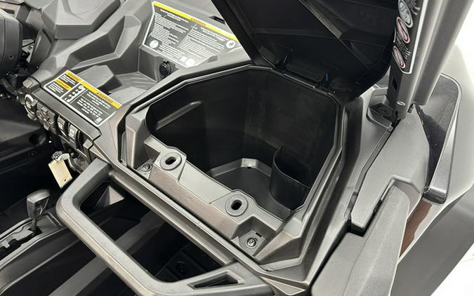 2026 Can-AM Commander XT 700
