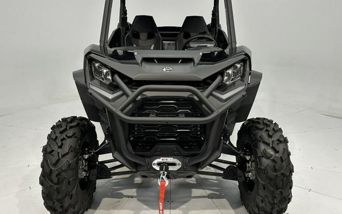 2026 Can-AM Commander XT 700