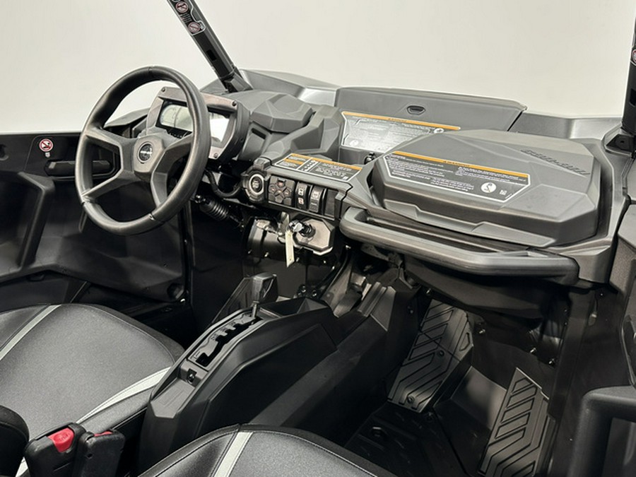 2026 Can-AM Commander XT 700