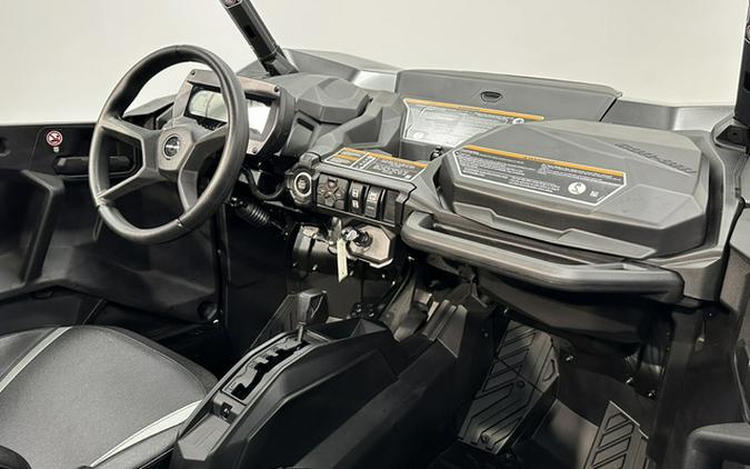 2026 Can-AM Commander XT 700