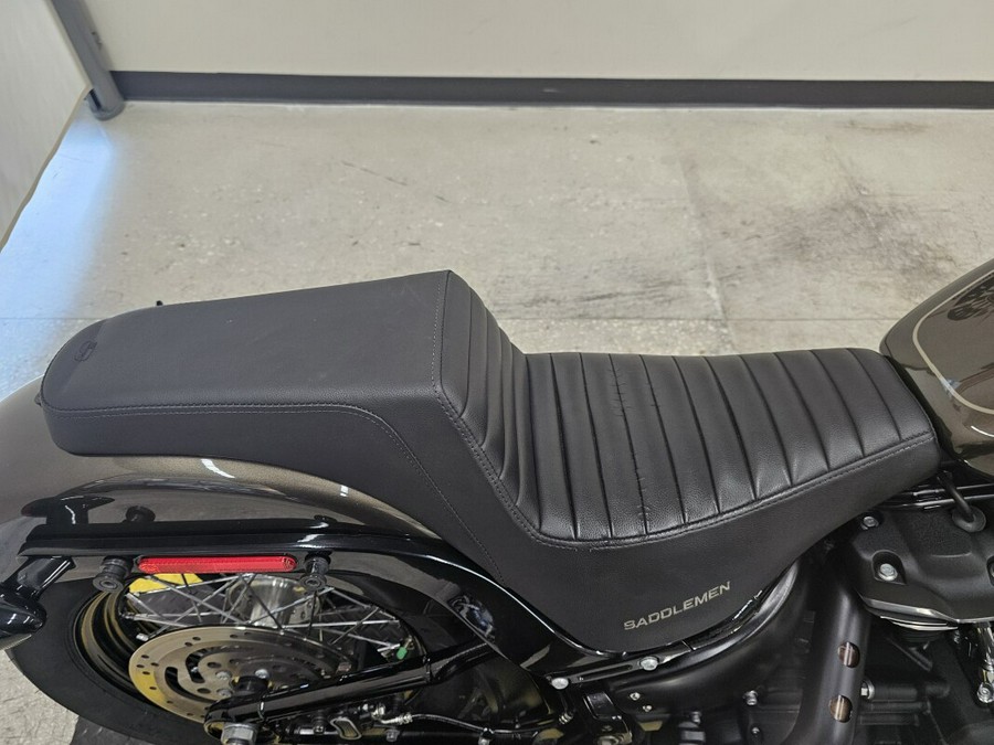 2020 Harley-Davidson® Street Bob® River Rock Gray