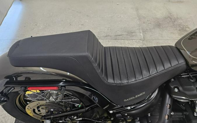 2020 Harley-Davidson® Street Bob® River Rock Gray