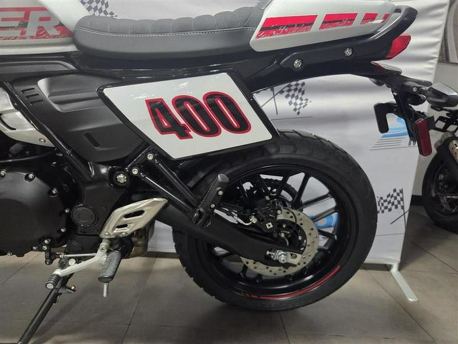 2027 Triumph Street Tracker 400