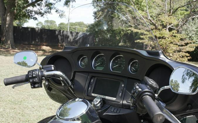 FLHTCUTG 2016 Tri Glide Ultra