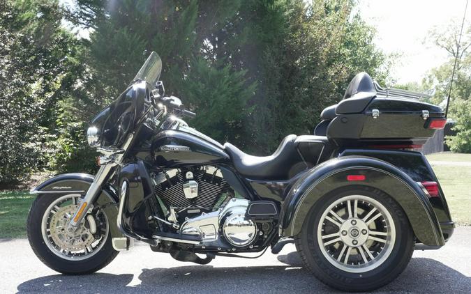 FLHTCUTG 2016 Tri Glide Ultra