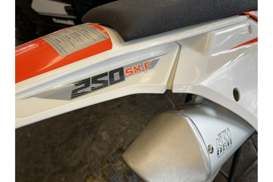 2016 KTM KTM 250 SXF