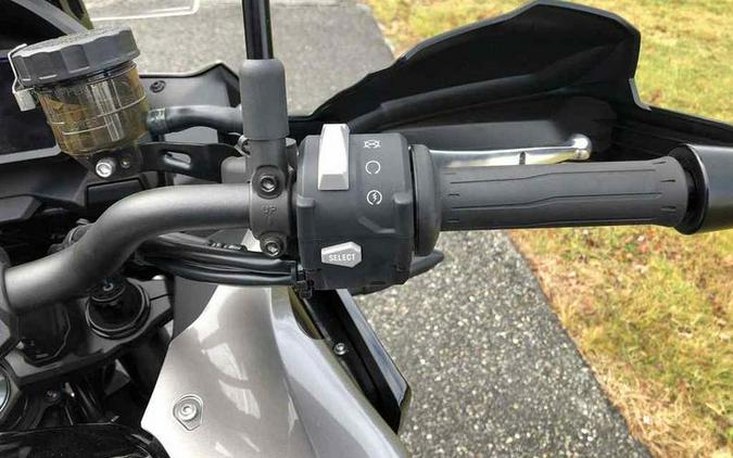 2025 Kawasaki Versys® 1100 SE LT ABS