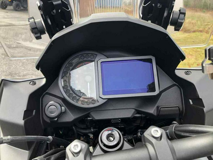 2025 Kawasaki Versys® 1100 SE LT ABS