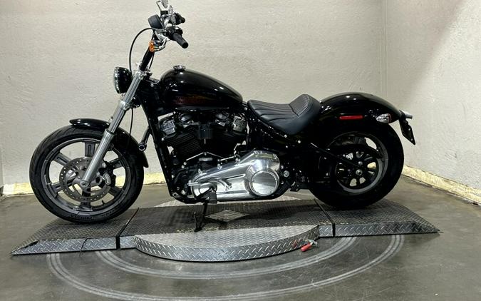 2023 Harley-Davidson® Softail® Standard Vivid Black