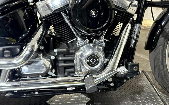 2023 Harley-Davidson® Softail® Standard Vivid Black