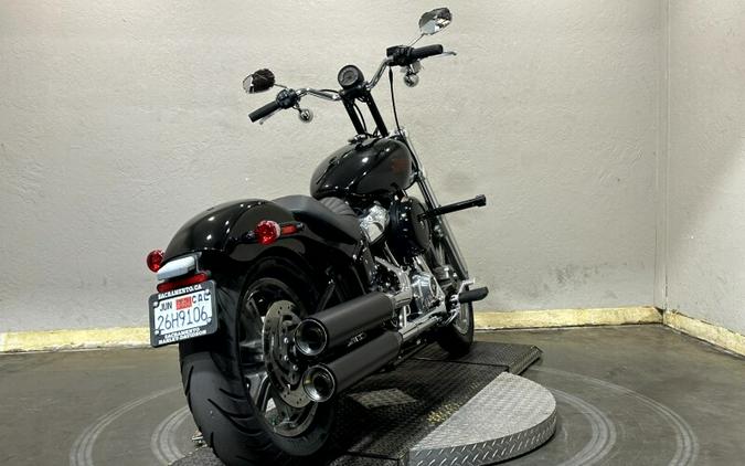 2023 Harley-Davidson® Softail® Standard Vivid Black