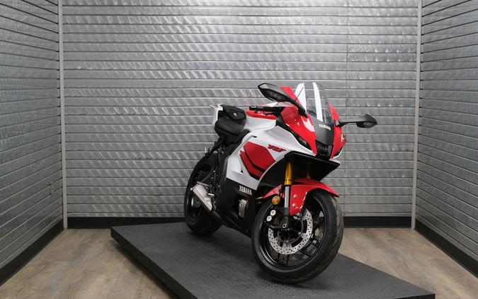 2026 YAMAHA YZF-R7 70TH ANNIVERSARY EDITION