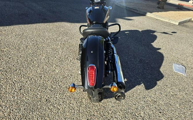 2018 Indian Scout Sixty ABS Thunder Black / Titanium Metallic