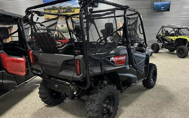 2023 Honda Pioneer 1000-5