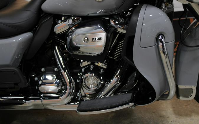 2024 Harley-Davidson Tri Glide Ultra Trike FLHTCUTG