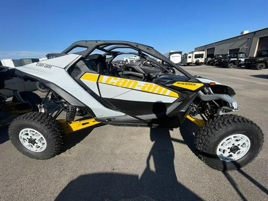 2024 Can-Am Maverick R