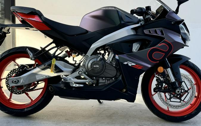 2025 Aprilia® RS 457 Prismatic Dark