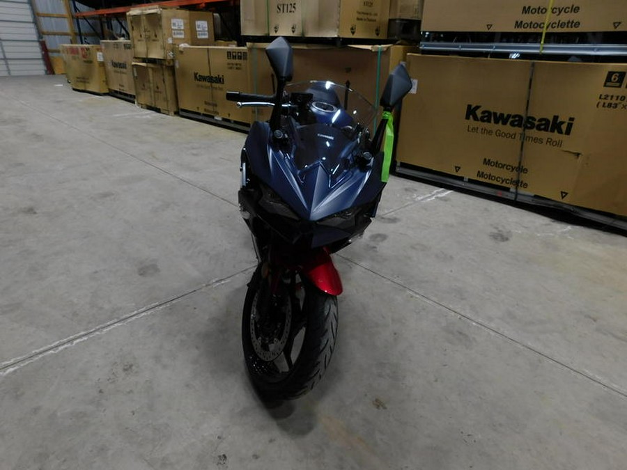 2026 Kawasaki Ninja® 500 ABS Metallic Matte Twilight Blue
