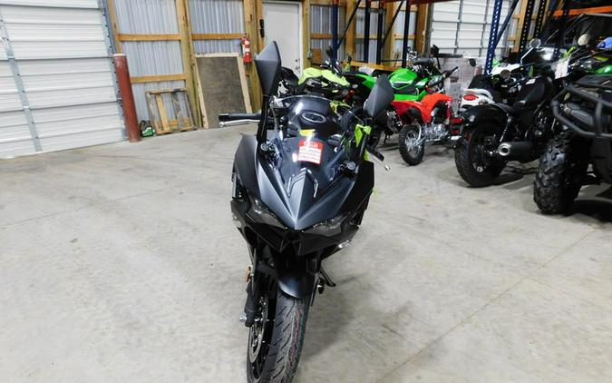 2026 Kawasaki Ninja® 500 ABS Metallic Matte Twilight Blue